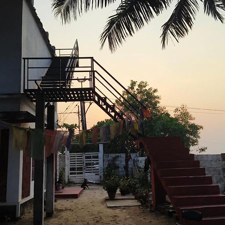 Funky Art Beach House Alappuzha Exterior photo