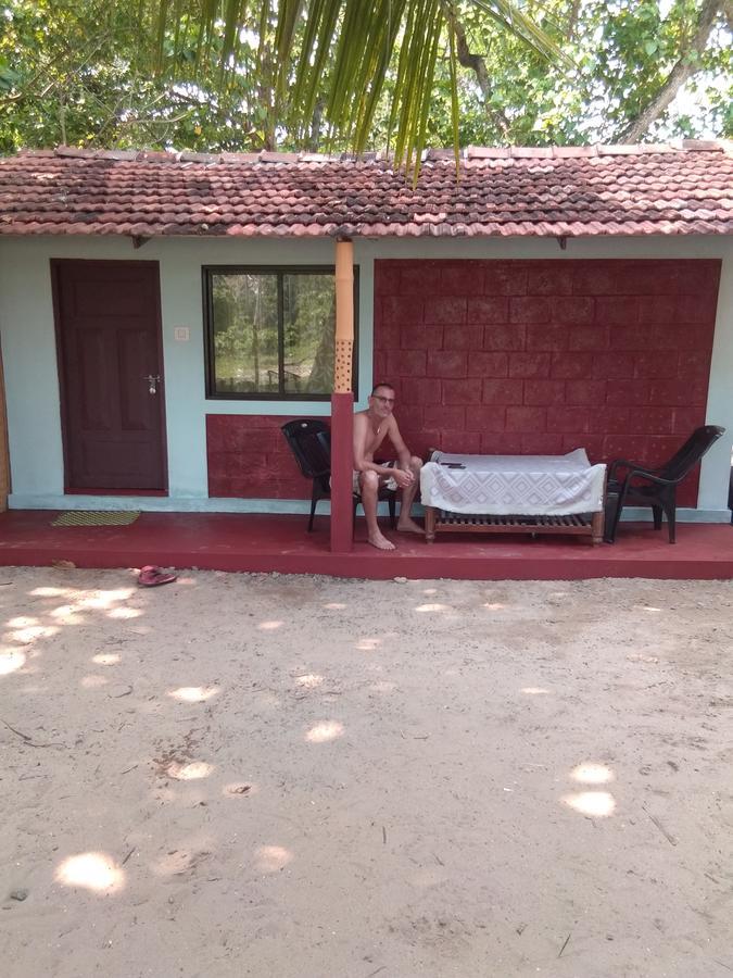 Funky Art Beach House Alappuzha Exterior photo